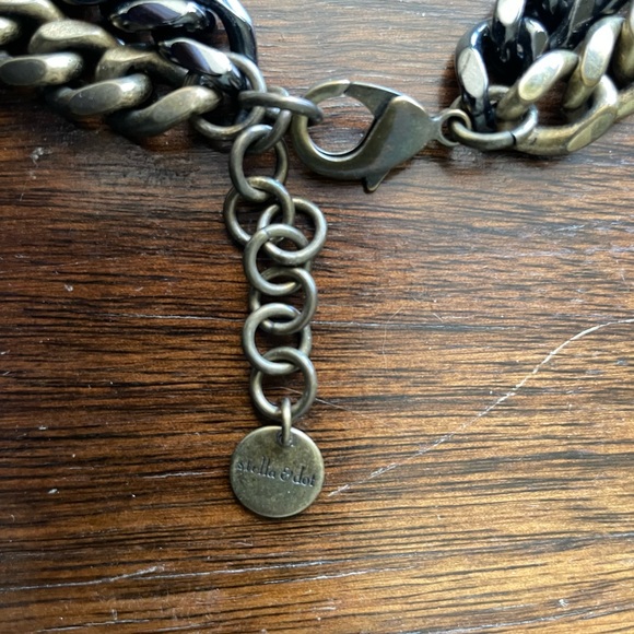 Stella & Dot Estate Necklace - Picture 3 of 4